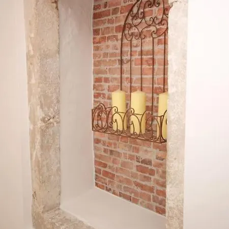 Hidden Stone House Apartmán *