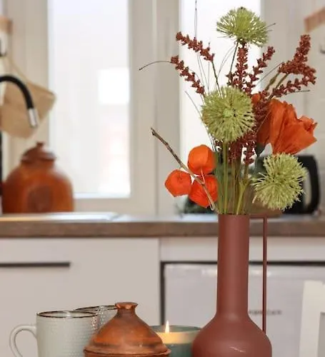 דירה Hidden Stone House *